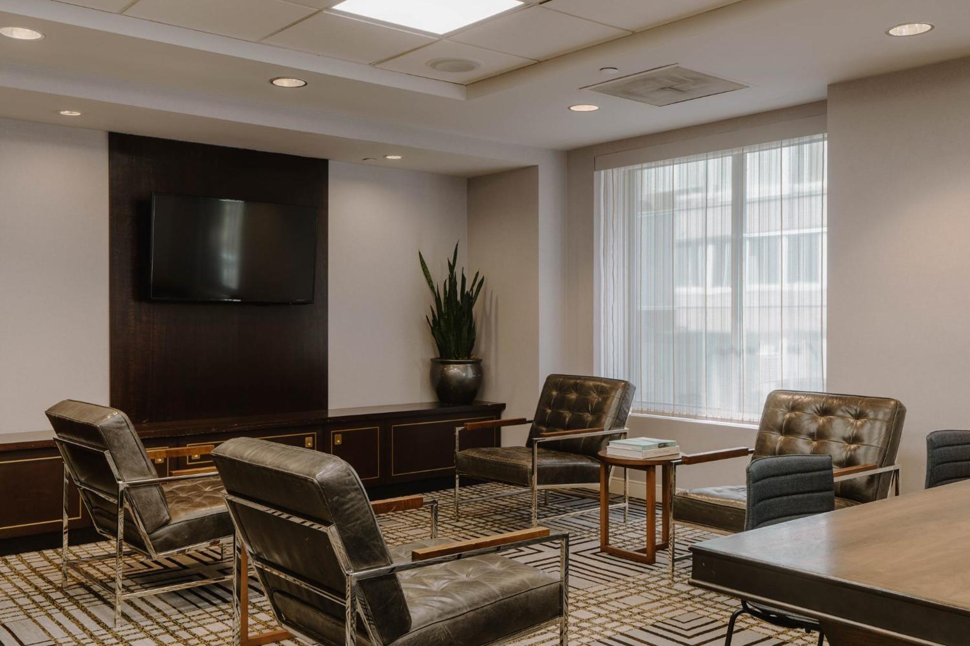 Hotel Club Quarters White House, Dc 4*
